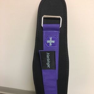 Women’s weightlifting belt